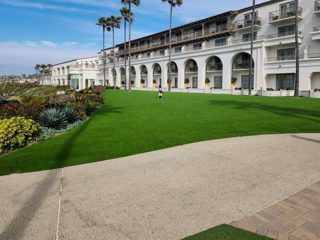 ritz-carlton-laguna-niguel-courtyard-1-edited